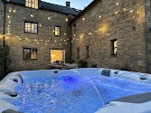 Outdoor hot tub